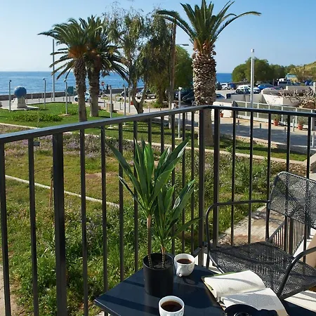 Porta Squero Premium 3* 罗希姆诺